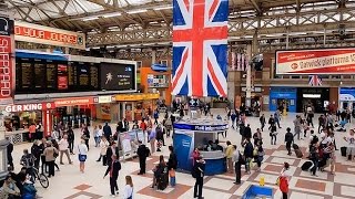 A Walk Through The London Victoria Station London England [upl. by Ettezus512]